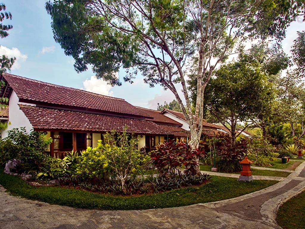 Margo Utomo Eco Resort Kalibaru Экстерьер фото