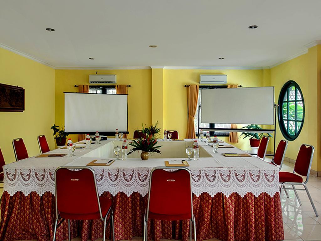 Margo Utomo Eco Resort Kalibaru Экстерьер фото
