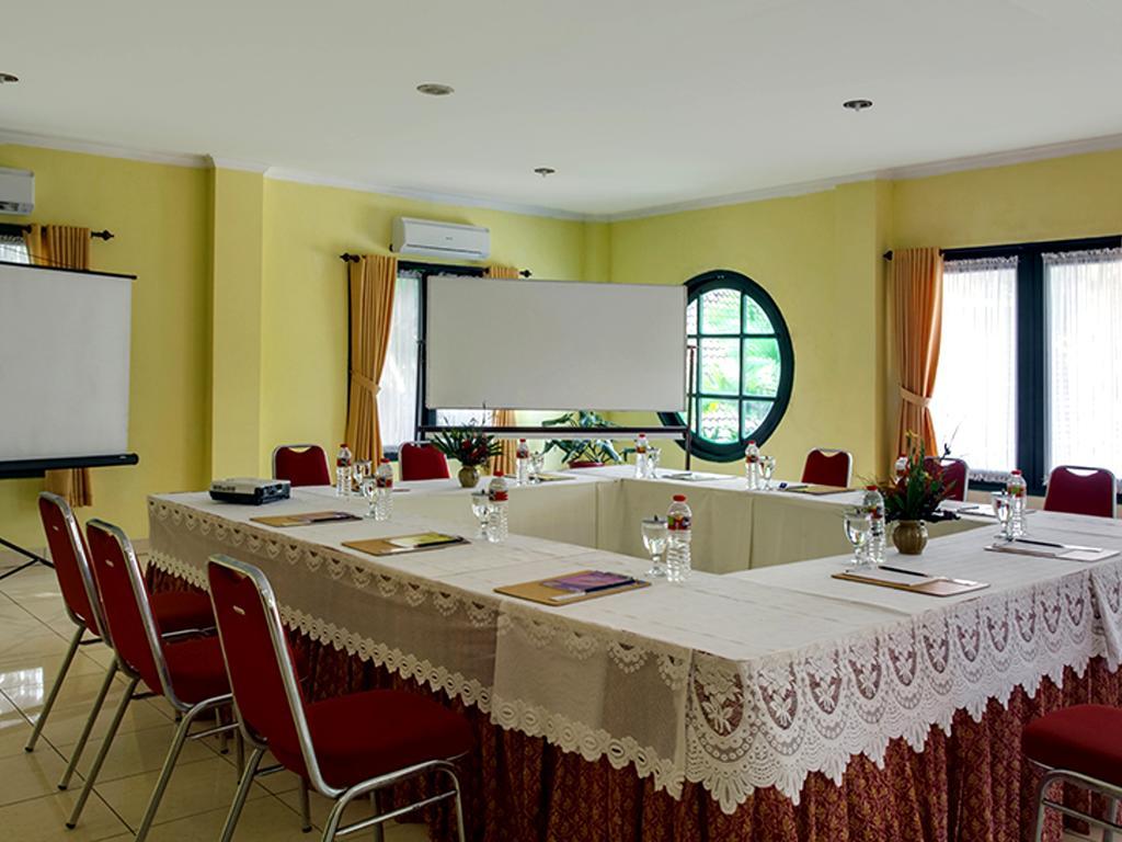 Margo Utomo Eco Resort Kalibaru Экстерьер фото